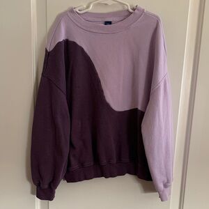 Old Navy Lavender Sweatshirt
